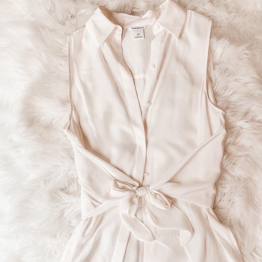 Cub Monaco sleeveless blouse with front tie - cream / size small